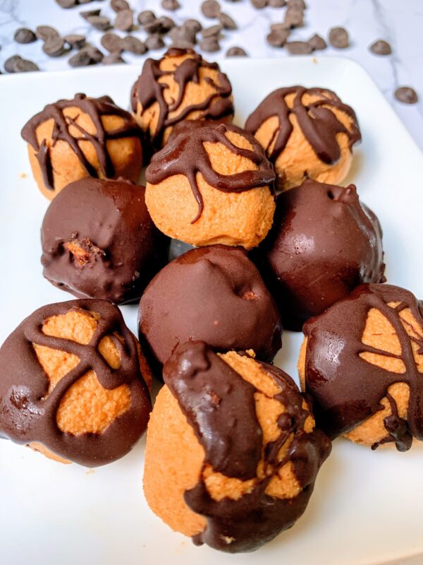 4-ingredient-Peanut-Butter-Truffles