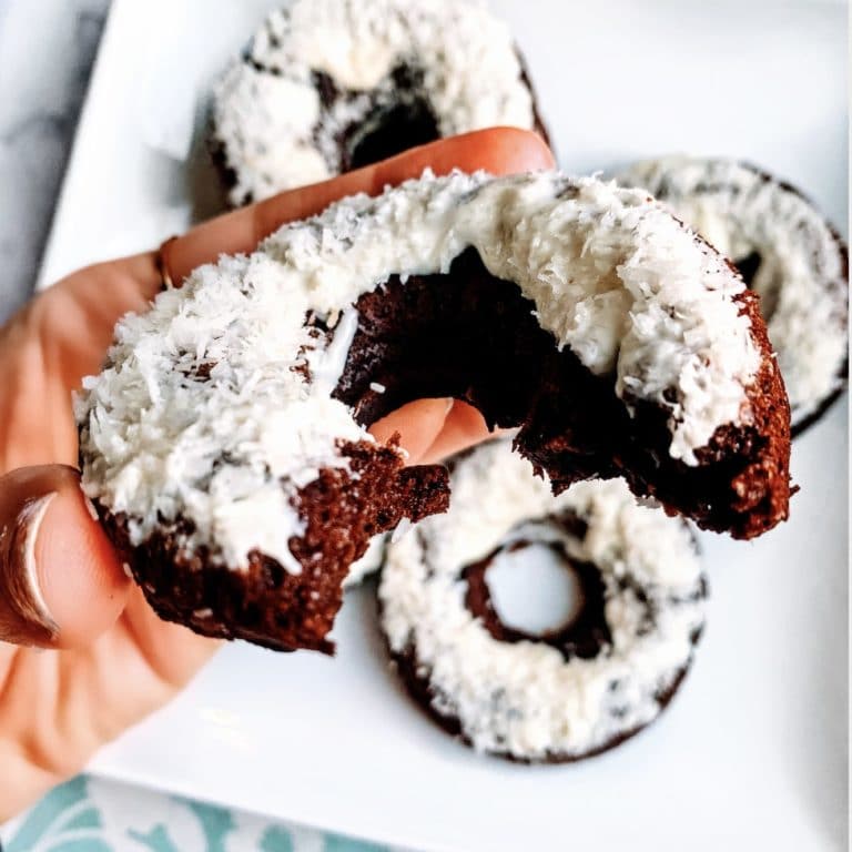 Paleo Coconut-chocolate-donuts