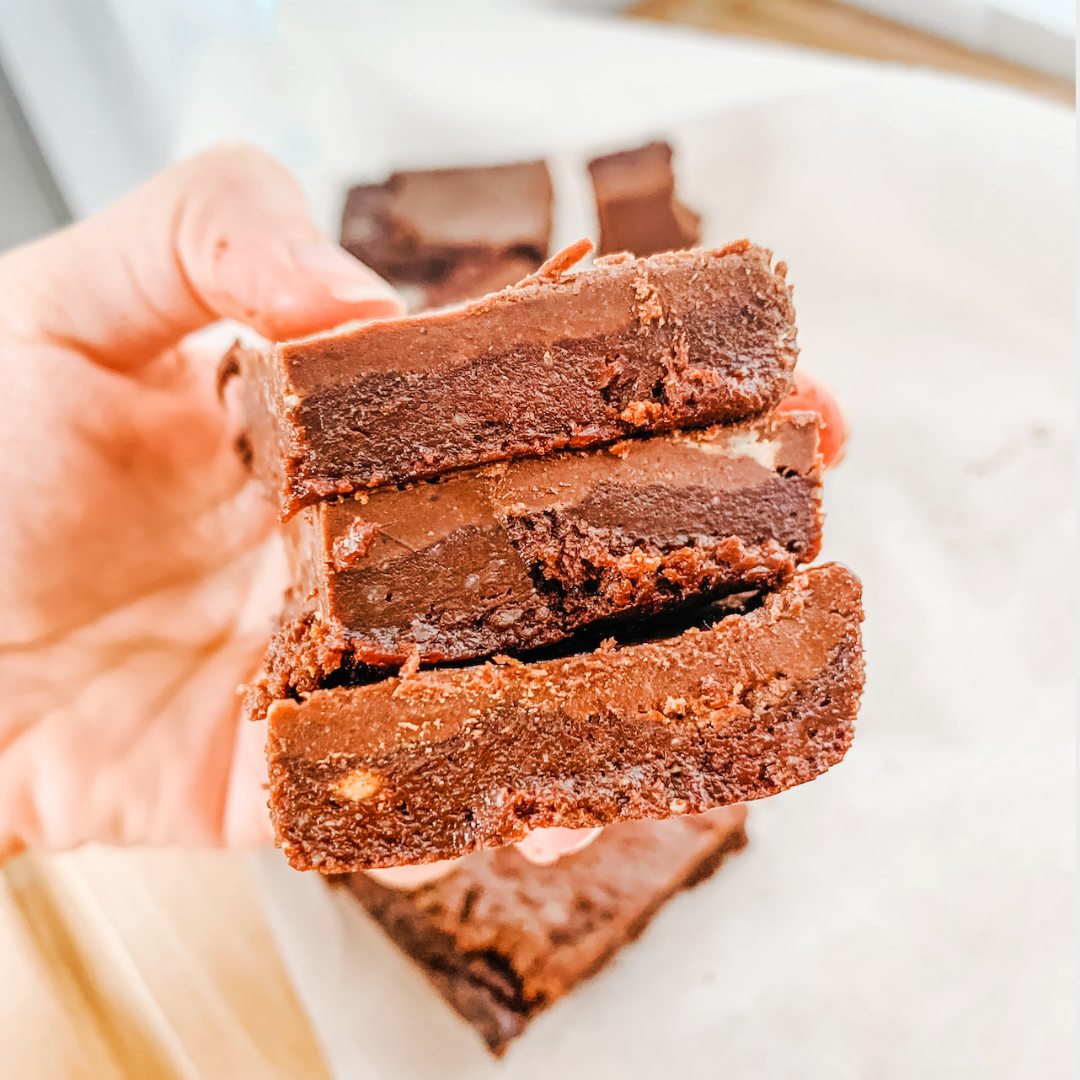 Brownie-Cashew-Fudge-Bars