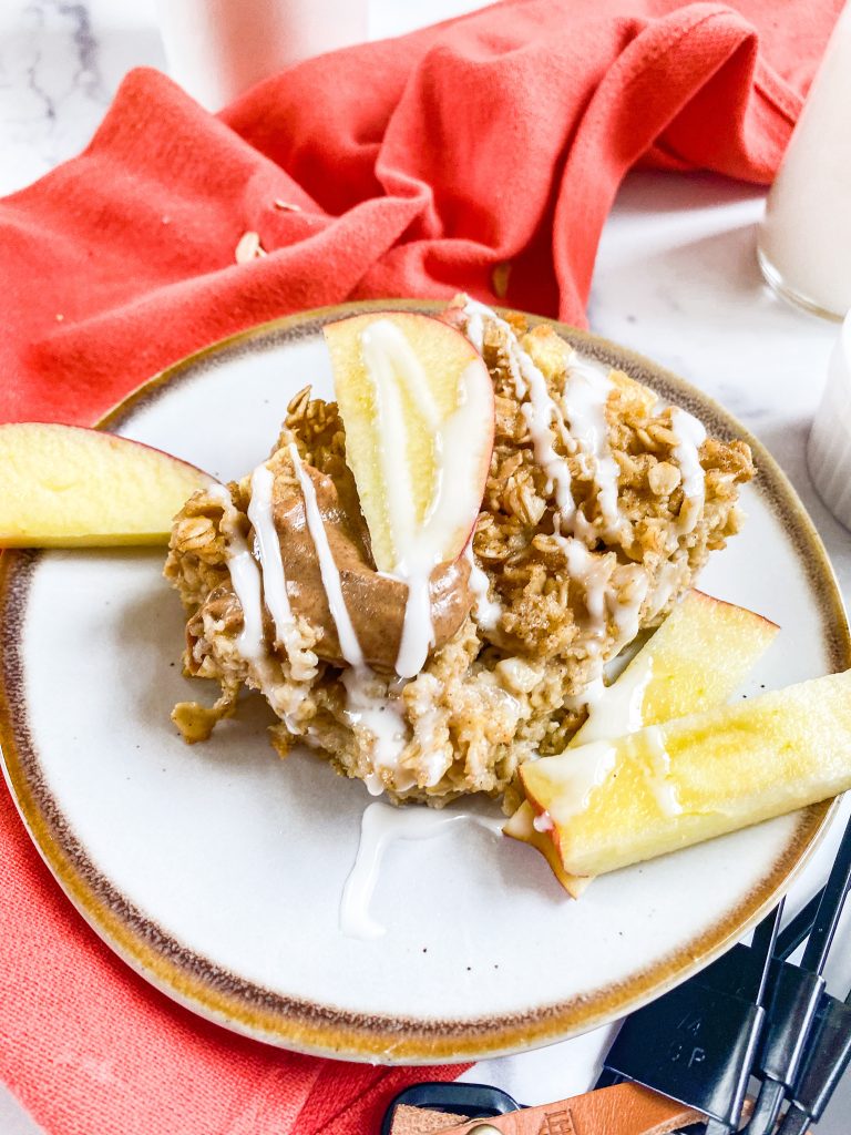 Apple-Cinnamon-Baked-Oatmeal