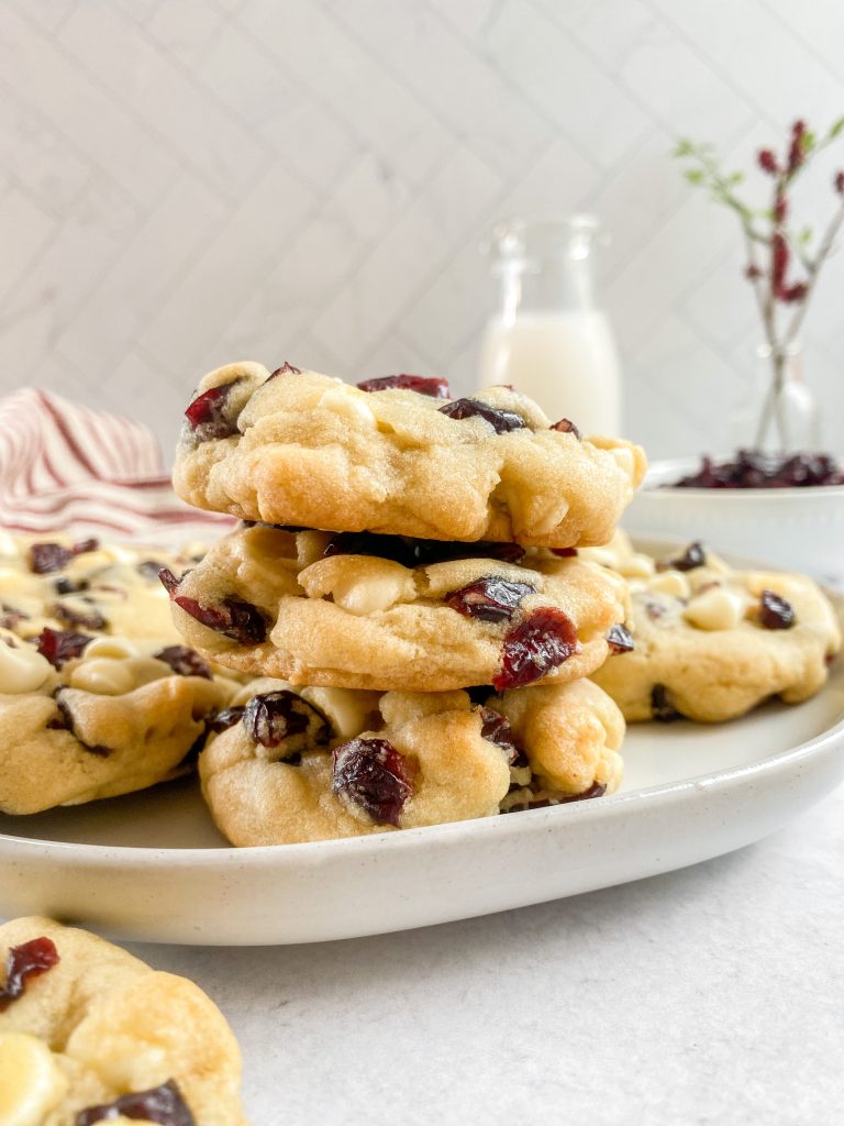 White-Chocolate-Cranberry Cookies 