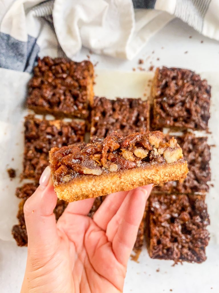 Paleo-Pecan-Pie-Bars