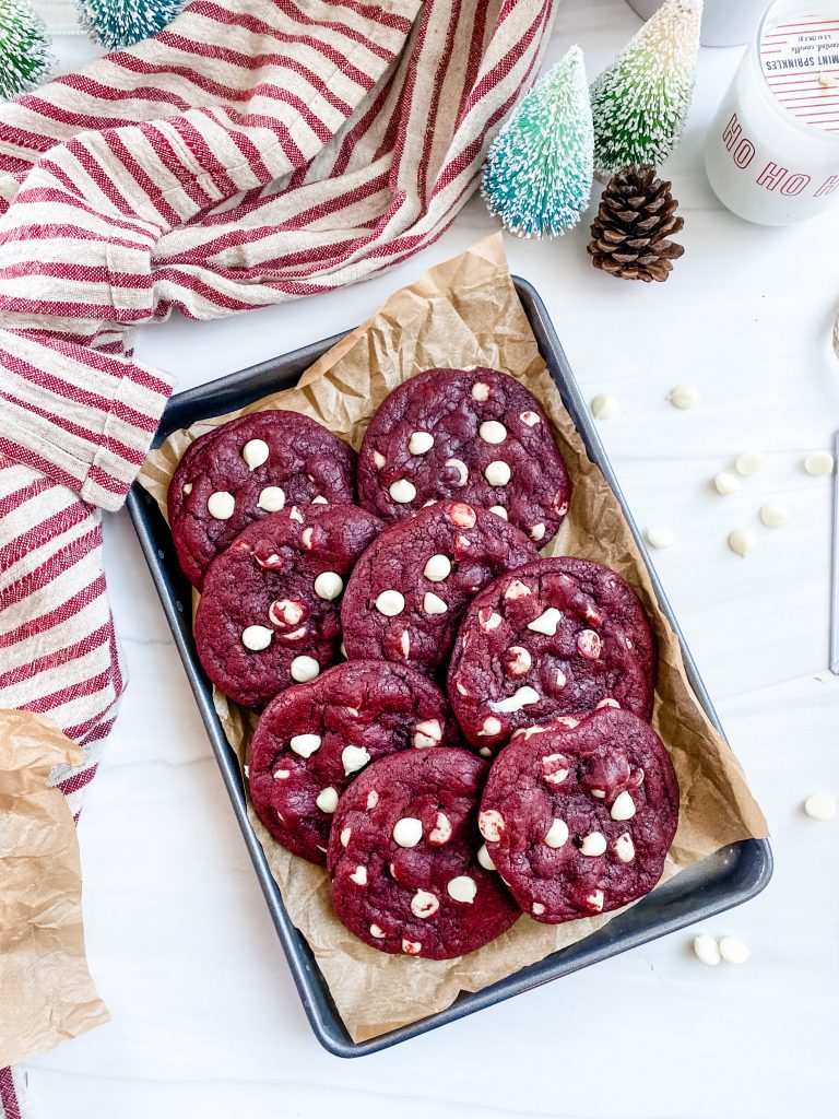 White-Chocolate-Red-Velvet-Cookies