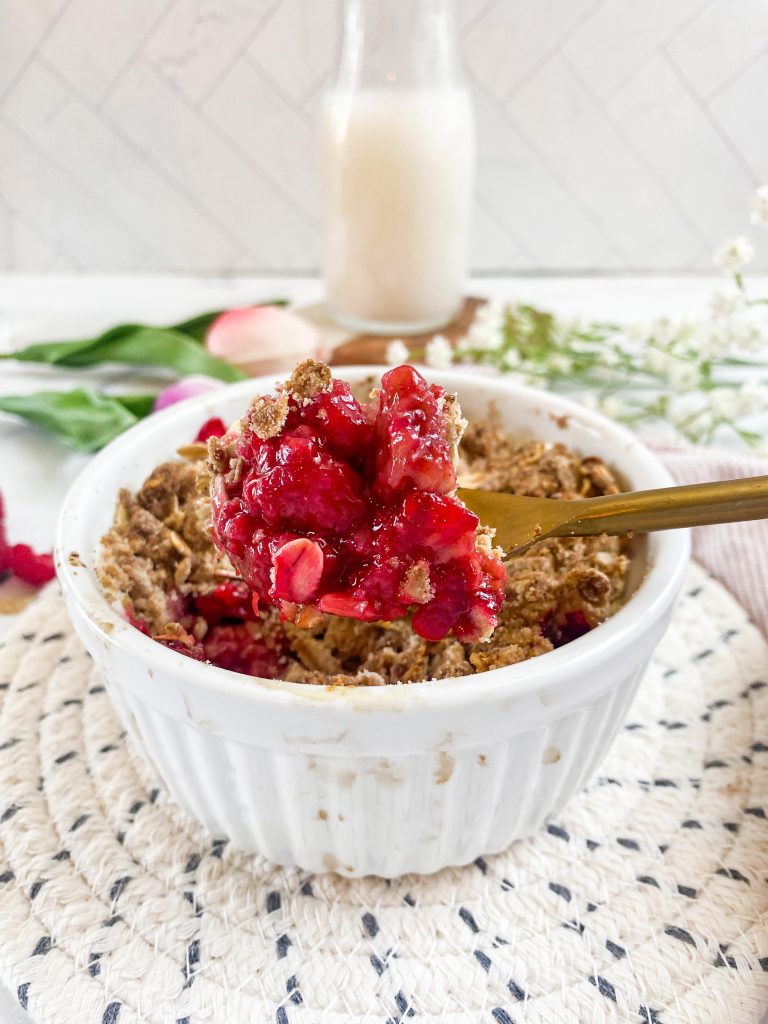 Air-Fryer-Raspberry-Crisp