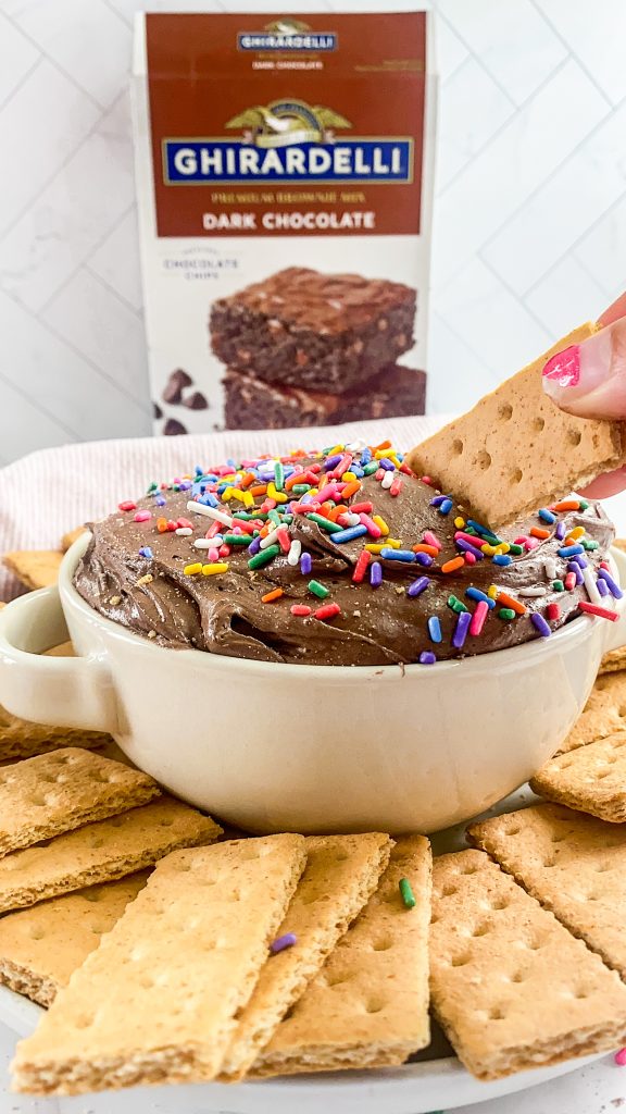 Easy-Brownie-batter-Dip