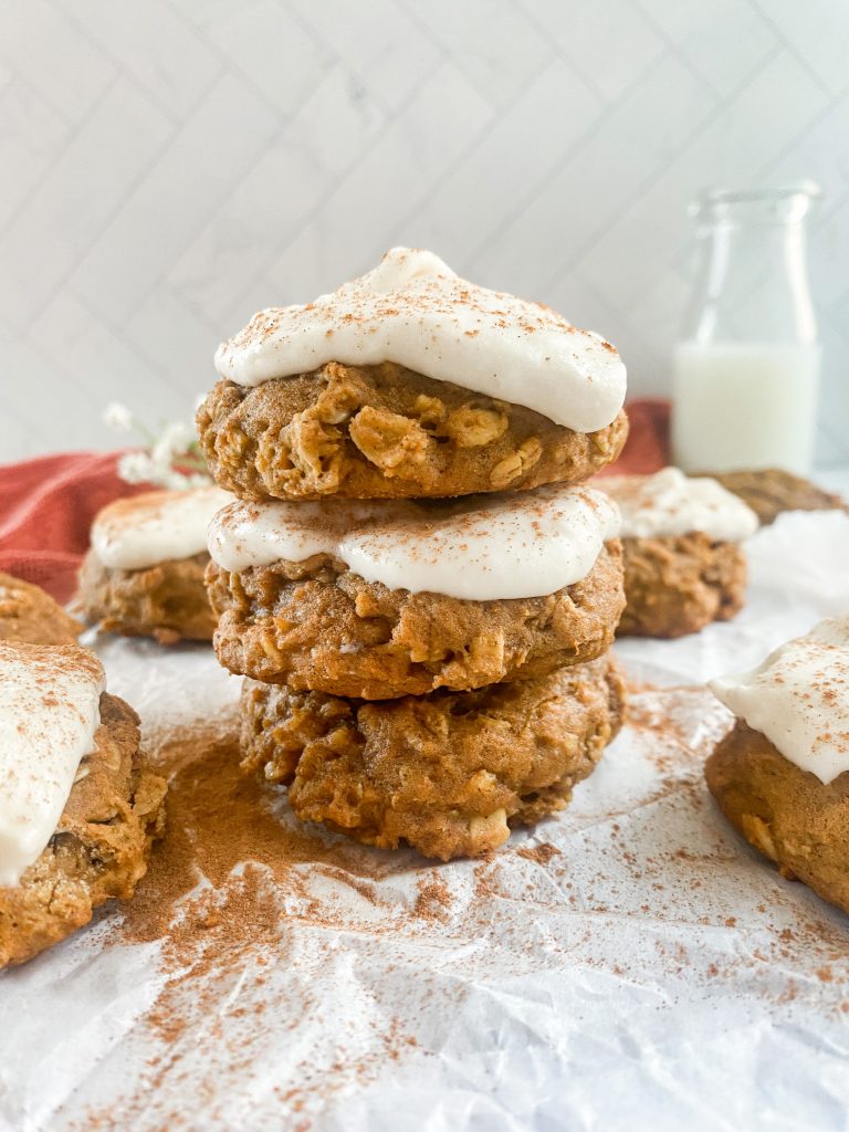 Chewy-Pumpkin-Oatmeal-Cookies