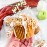 apple-crumb-muffins