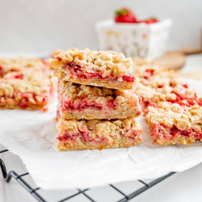 Strawberry-Oatmeal-Bars