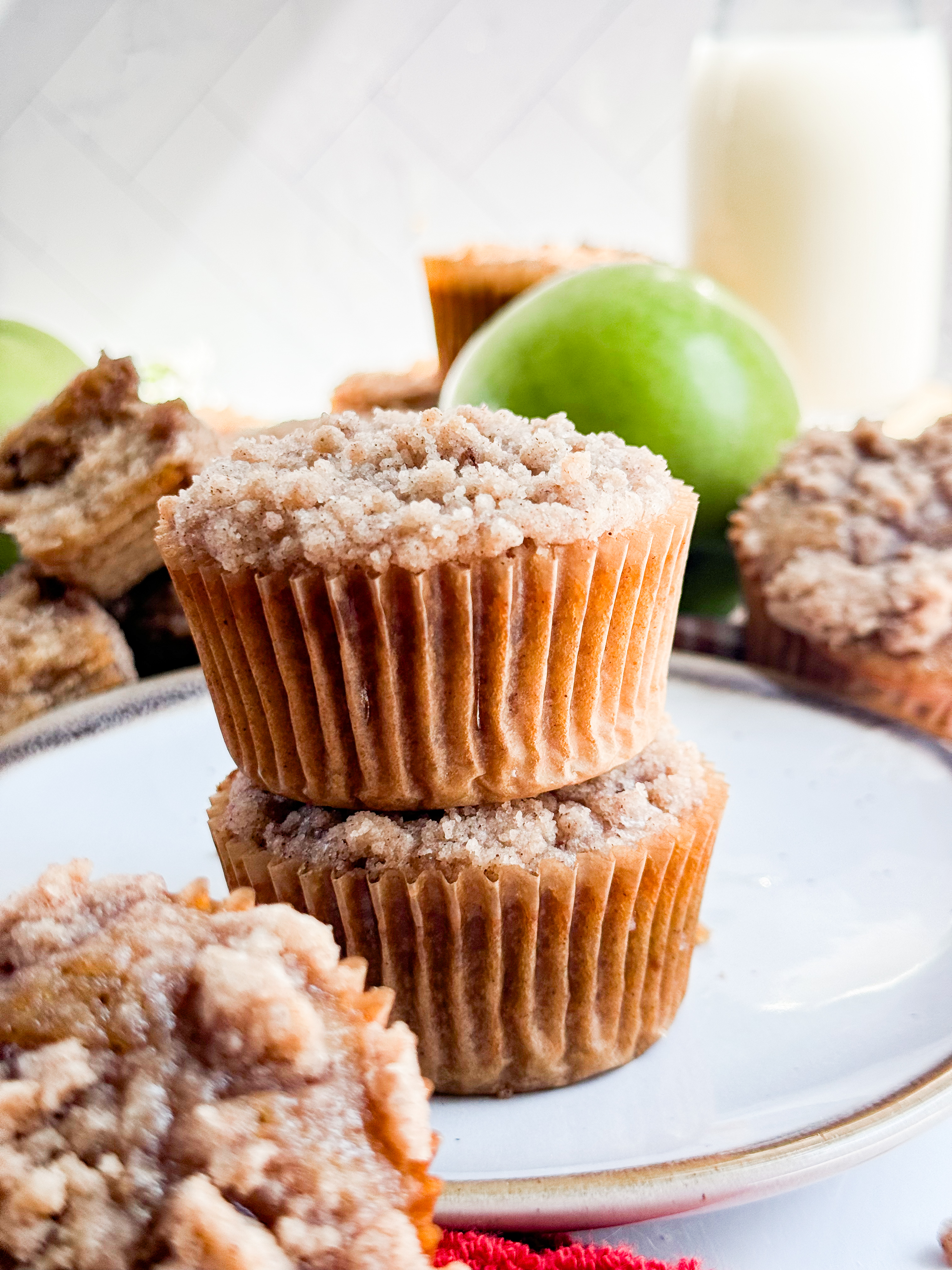 applesauce-muffins