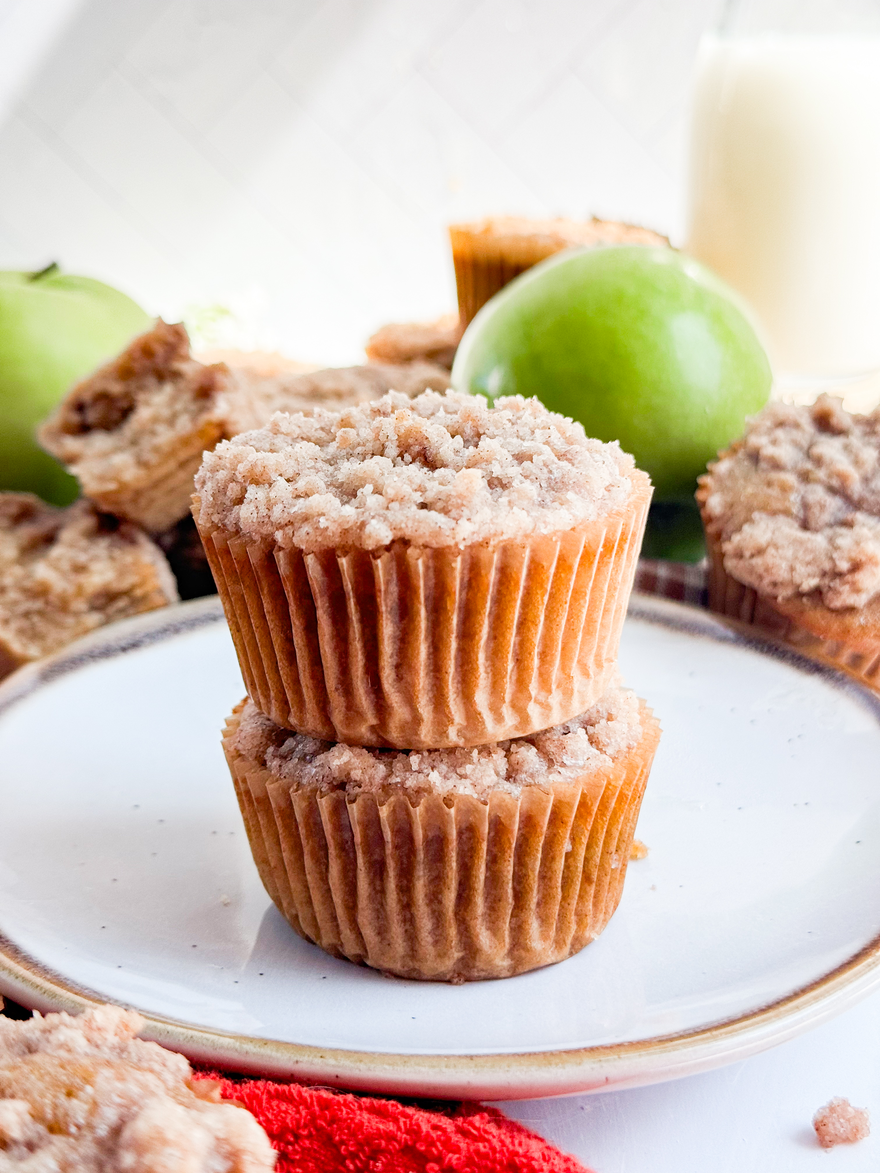 applesauce-muffins