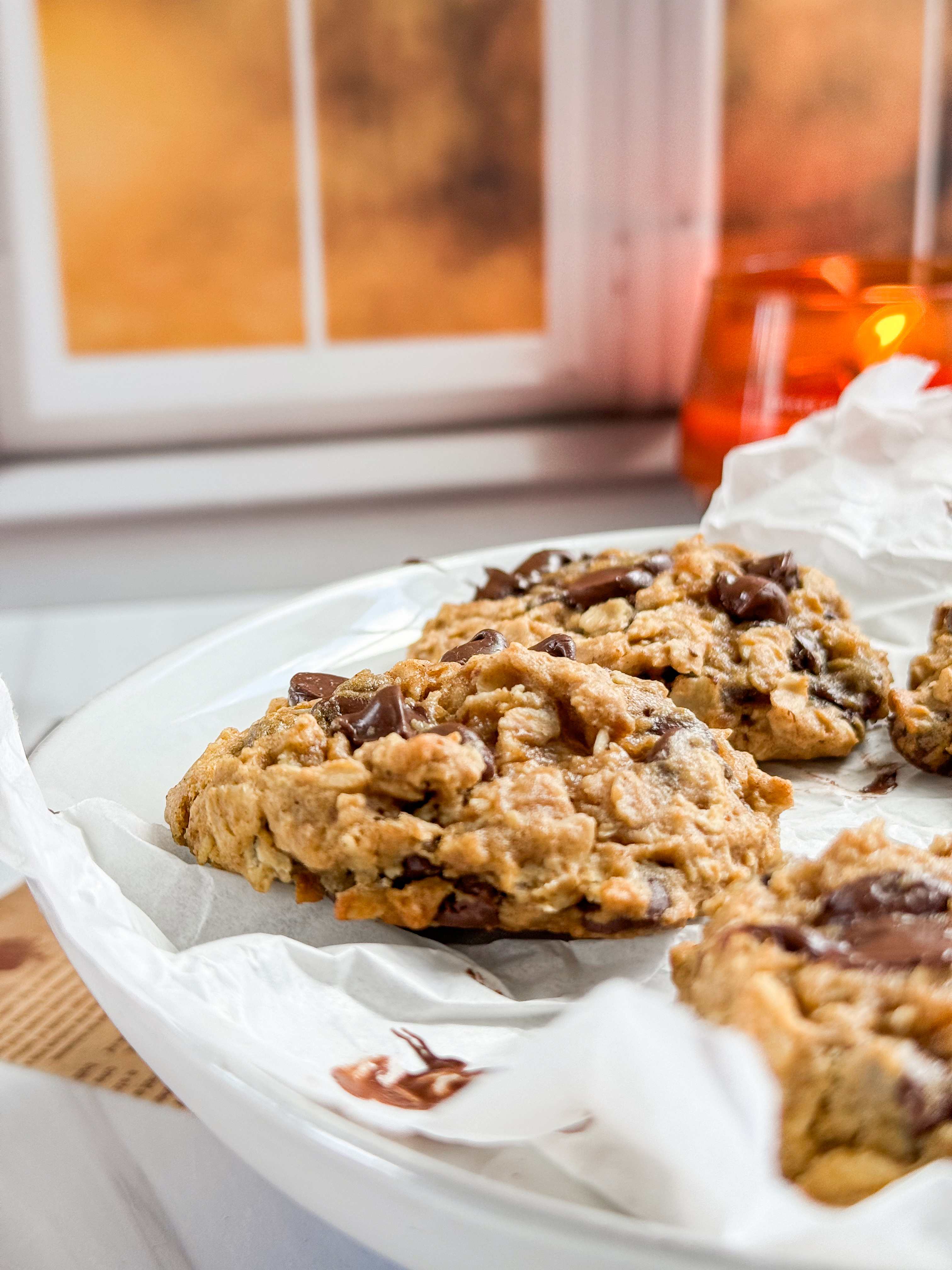 Brown-butter-pumpkin-oatmeal-chocolate-chip-cookies