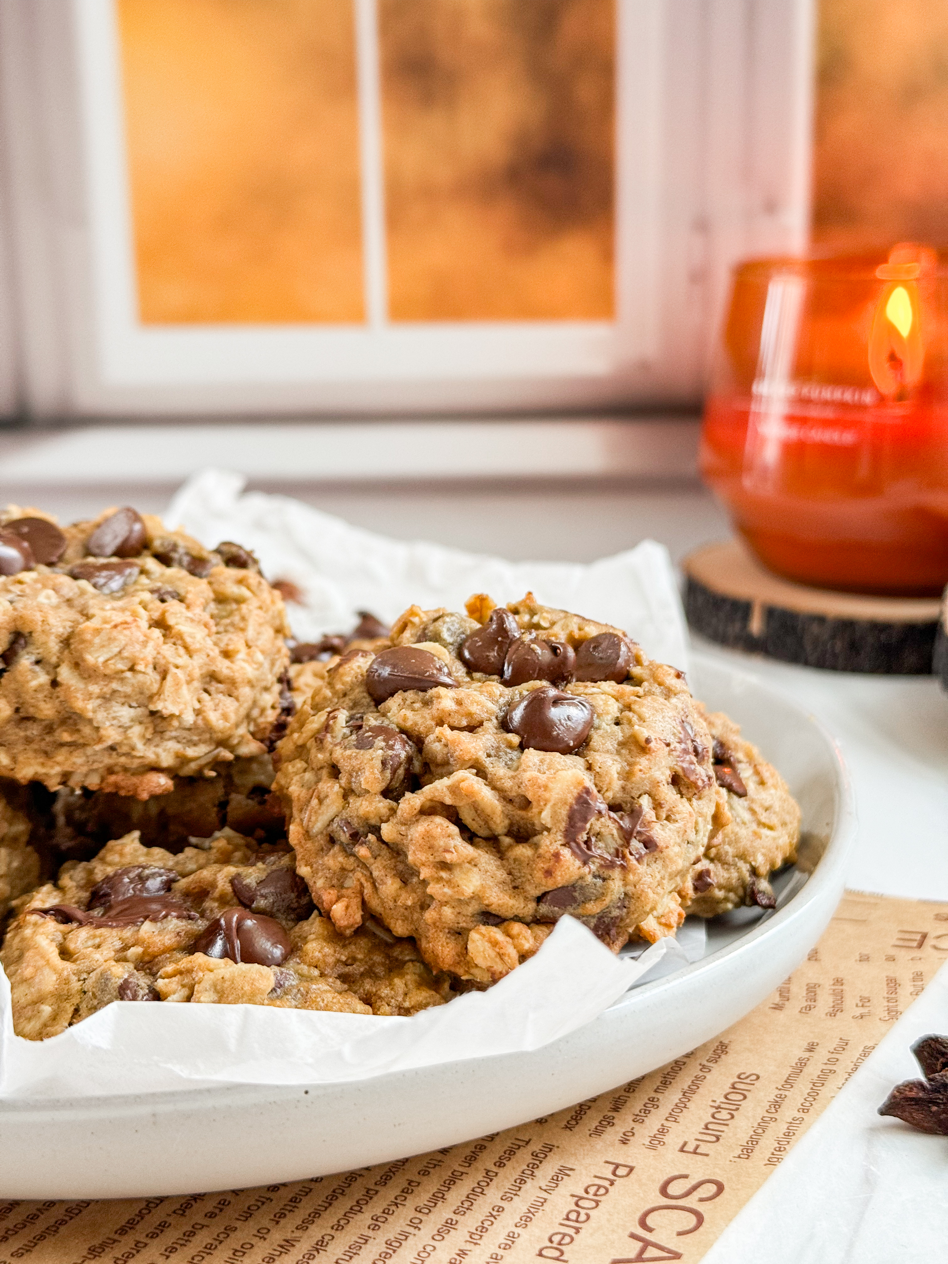 Brown-butter-pumpkin-oatmeal-chocolate-chip-cookies