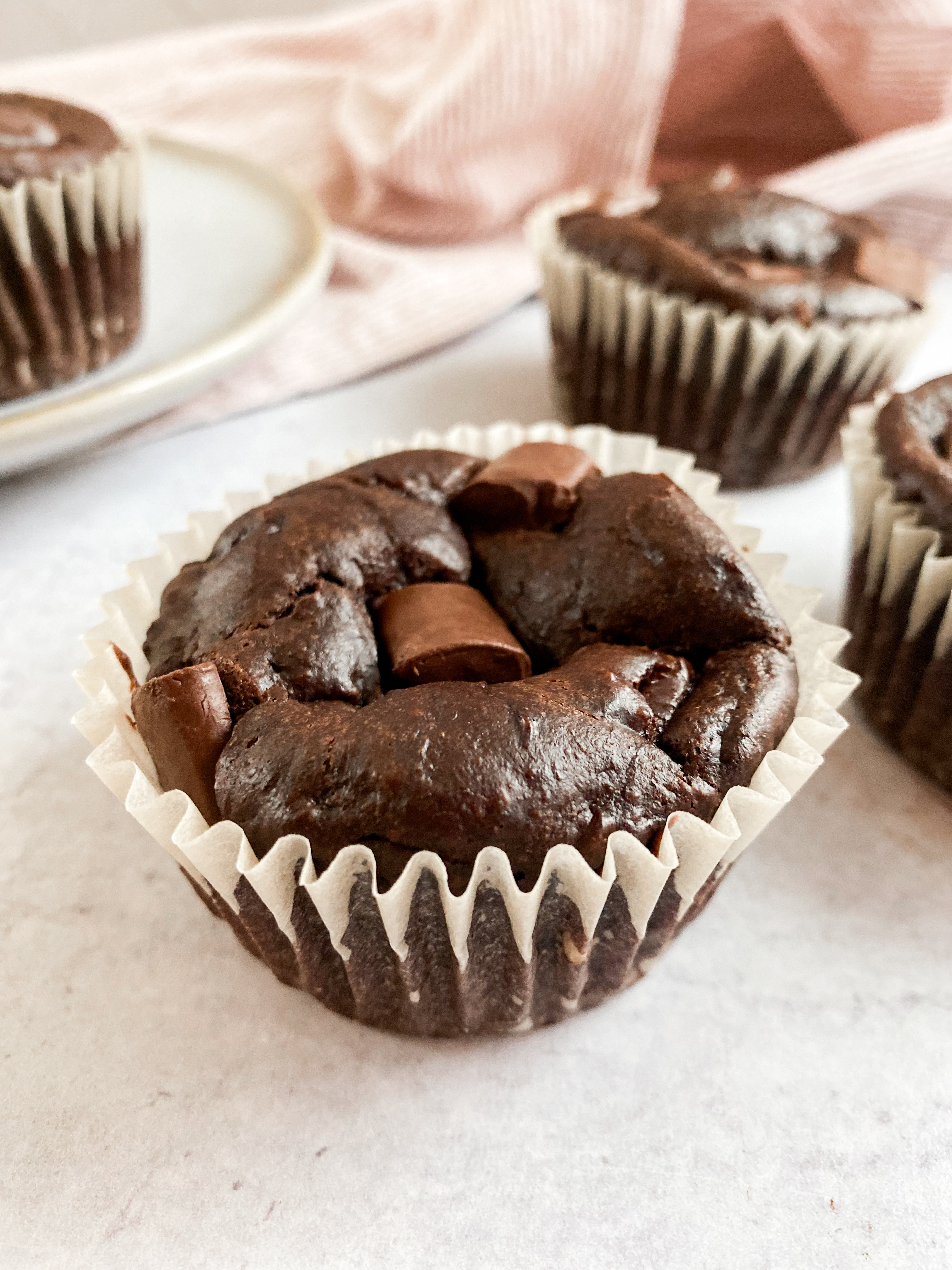 Easy-protein-chocolate-muffins