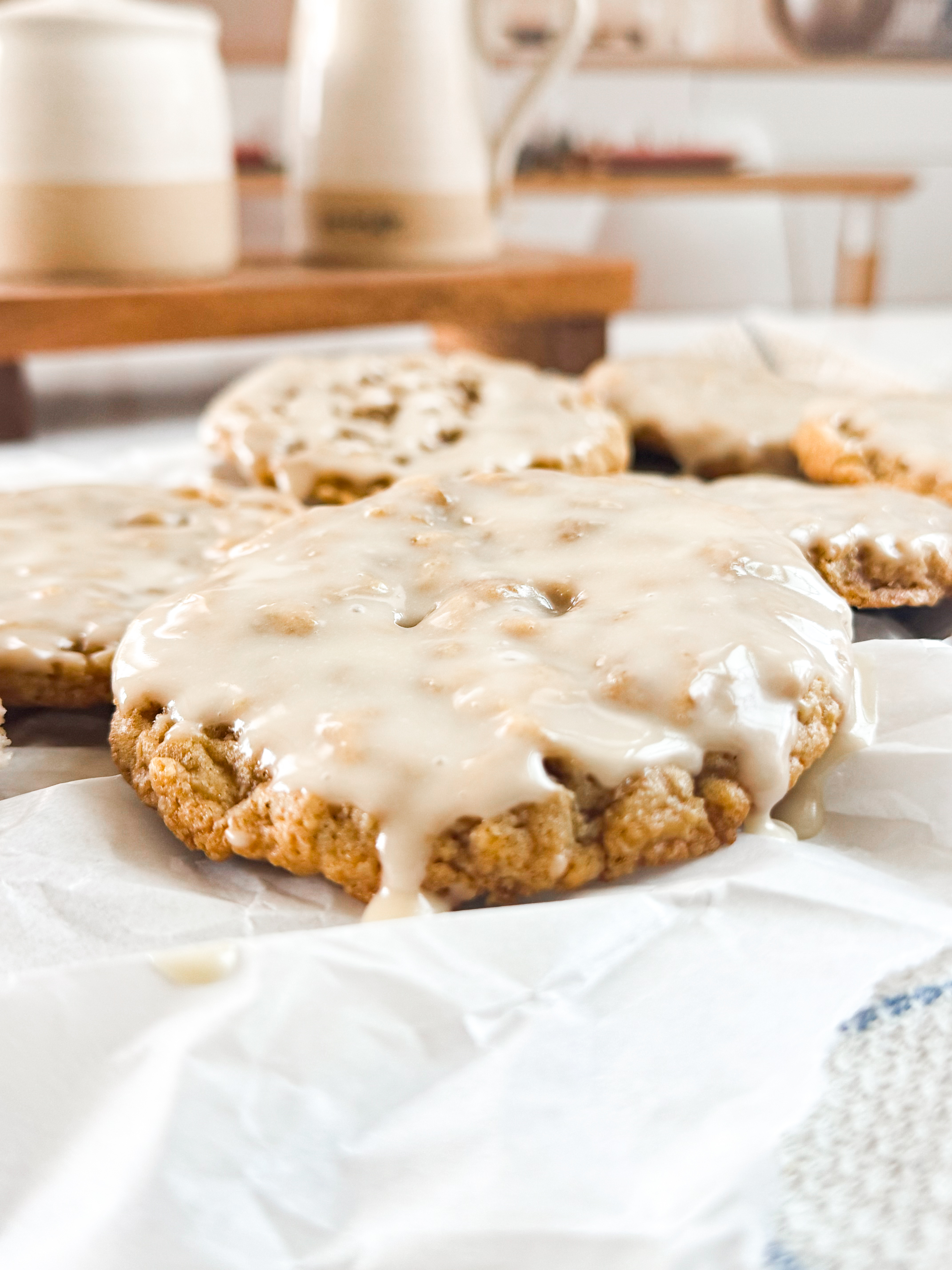 Iced-oatmeal-cookies