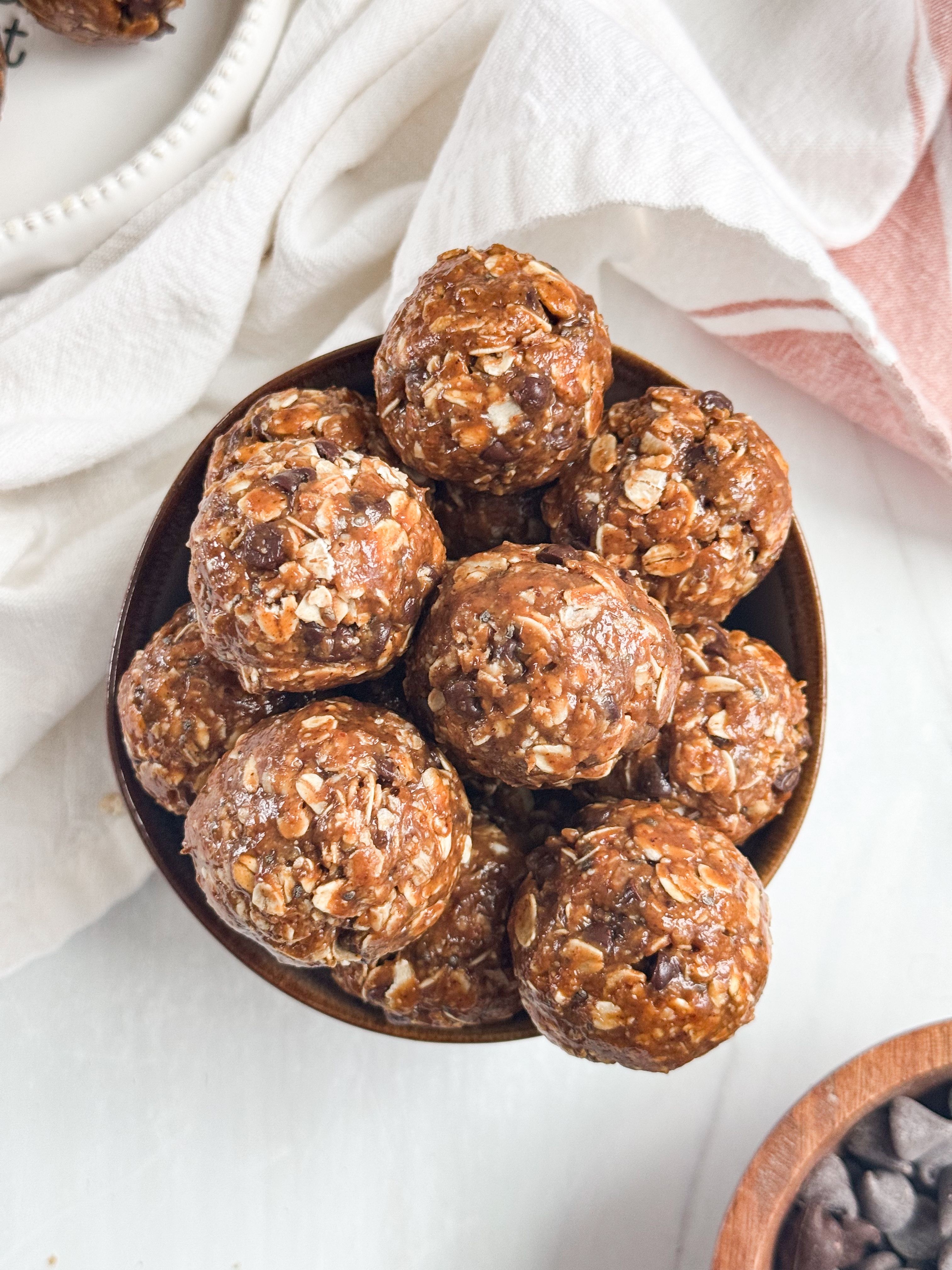 No-Bake-Almond-Butter Energy -Balls 1