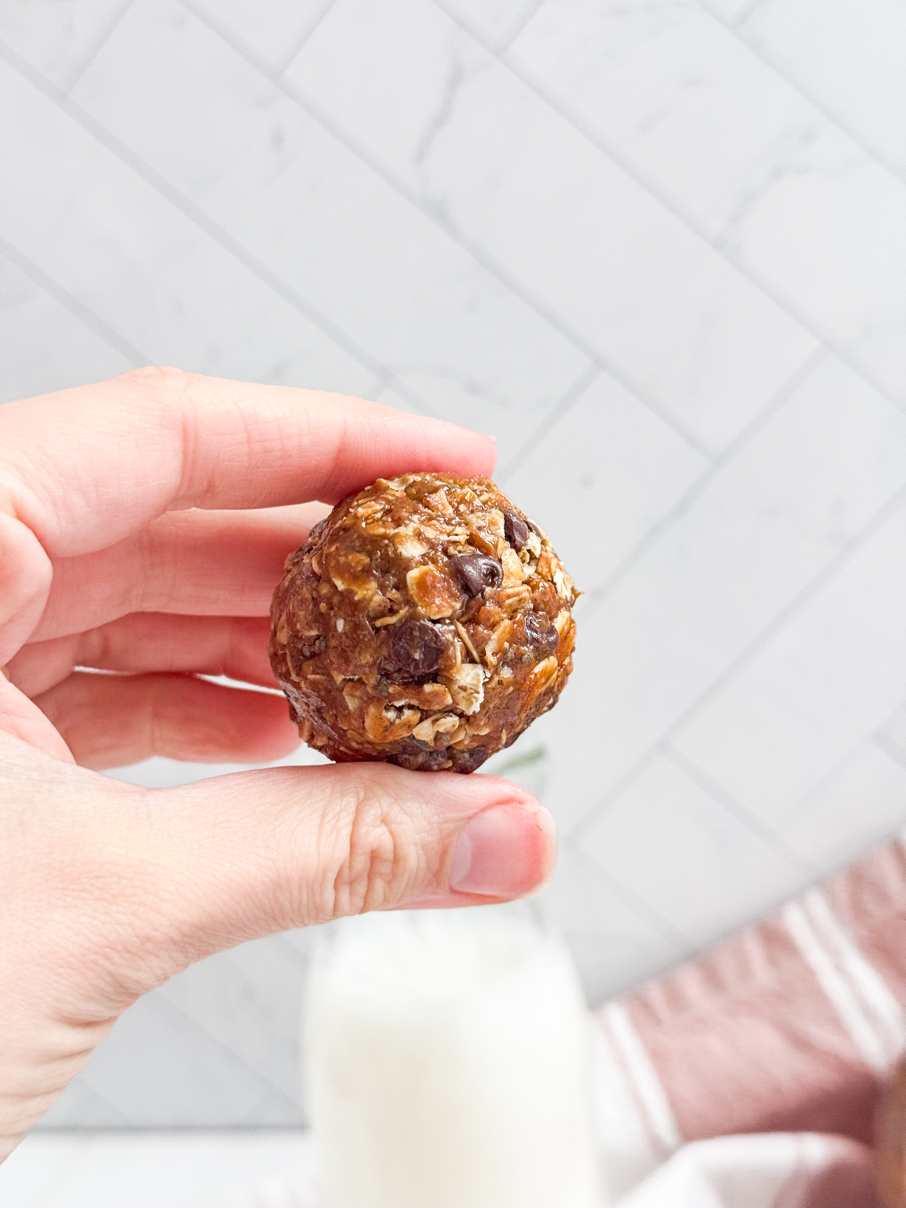 No-Bake-Almond-Butter Energy -Balls 1