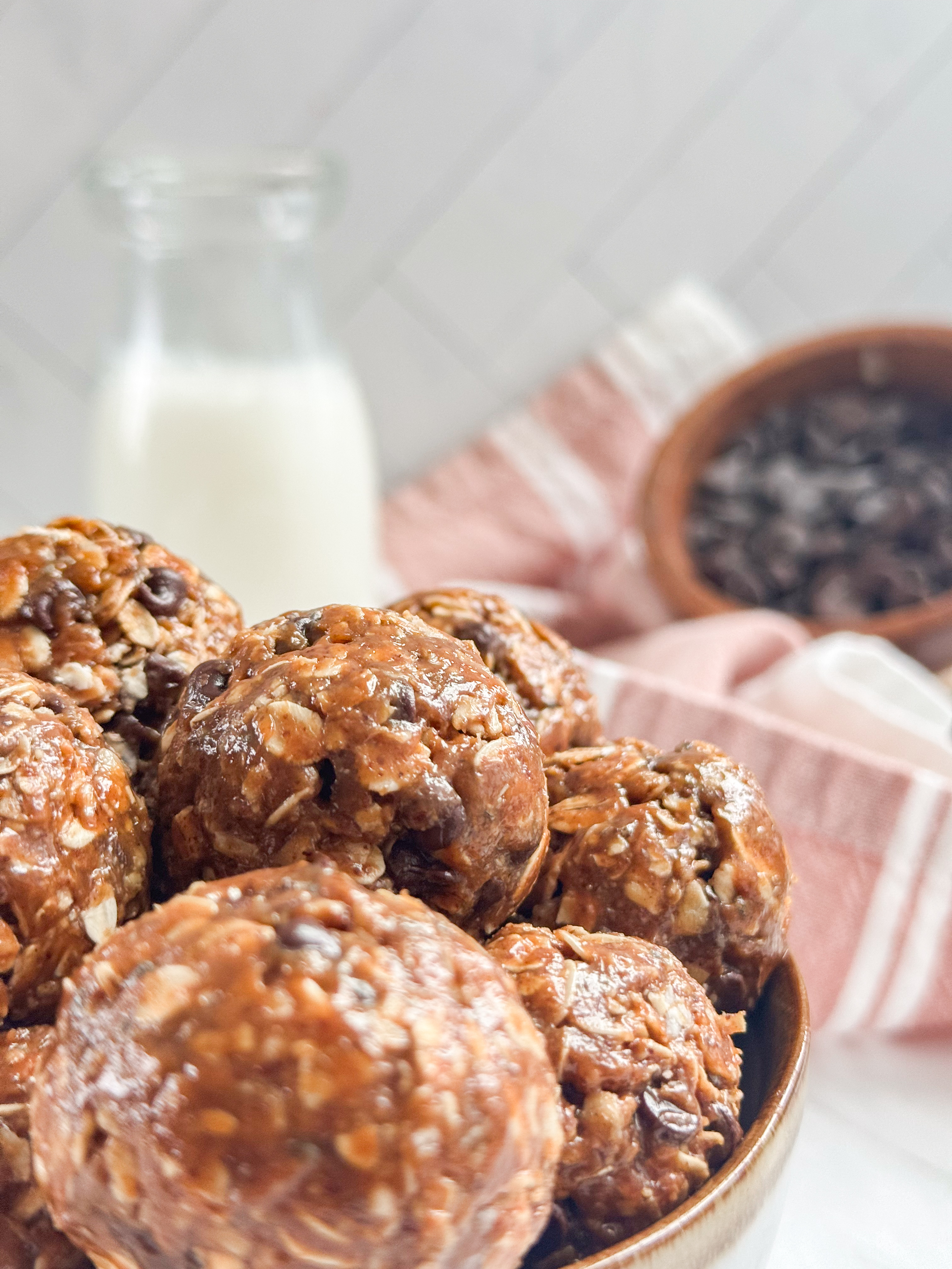 No-Bake-Almond-Butter Energy -Balls 