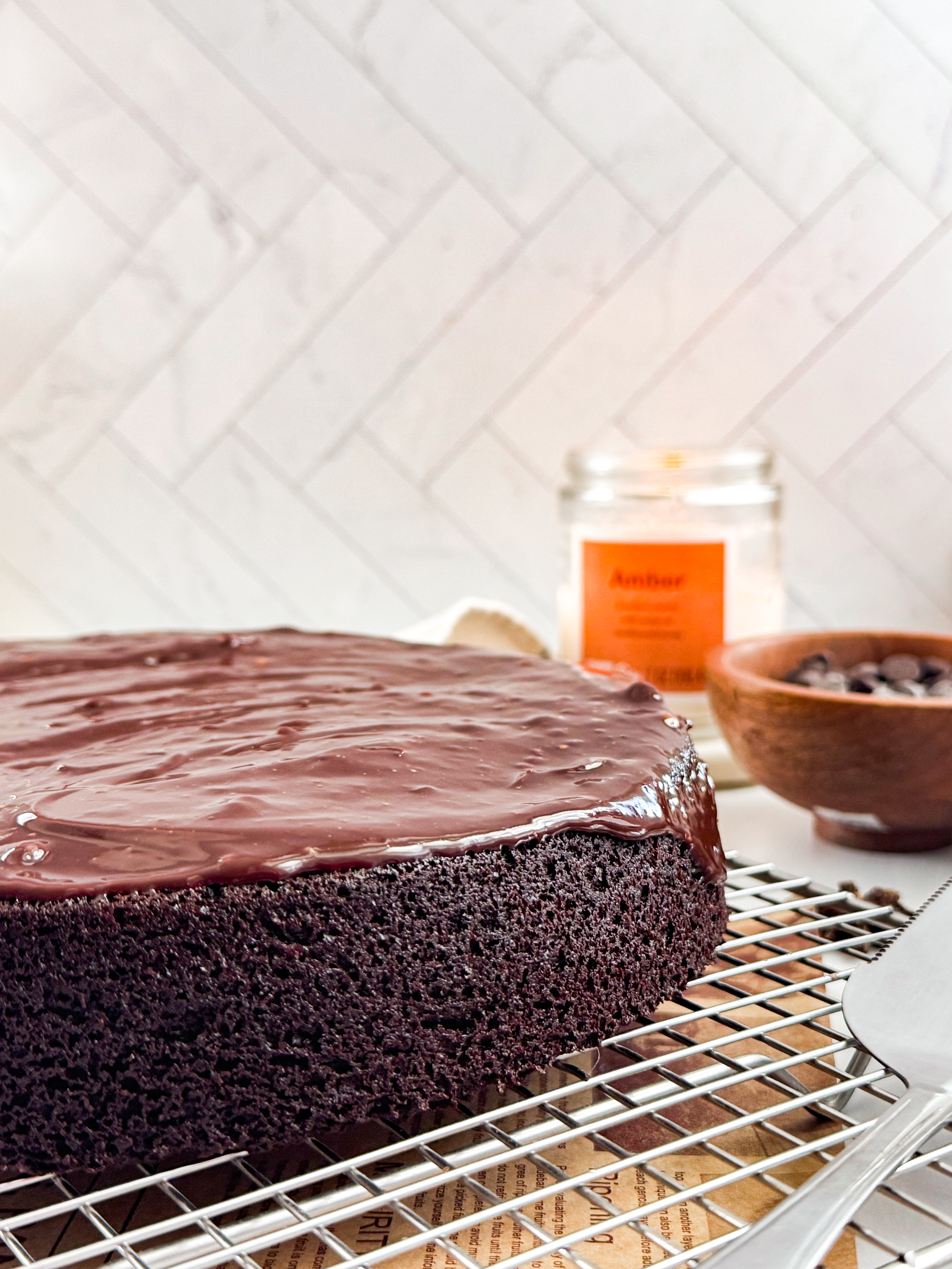 Single-Layer-Chocolate-Fudge-Cake